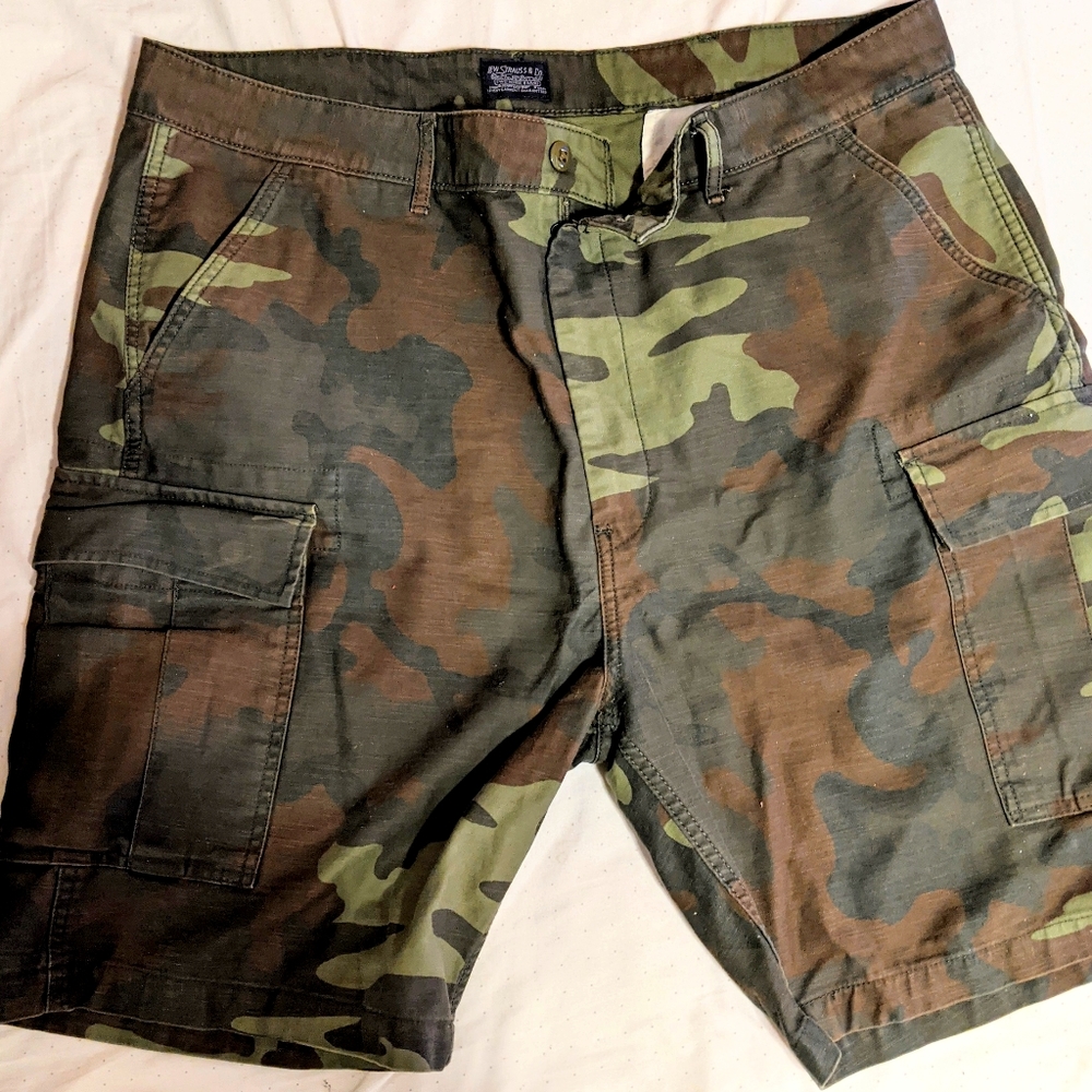 Camouflage Cargo shorts